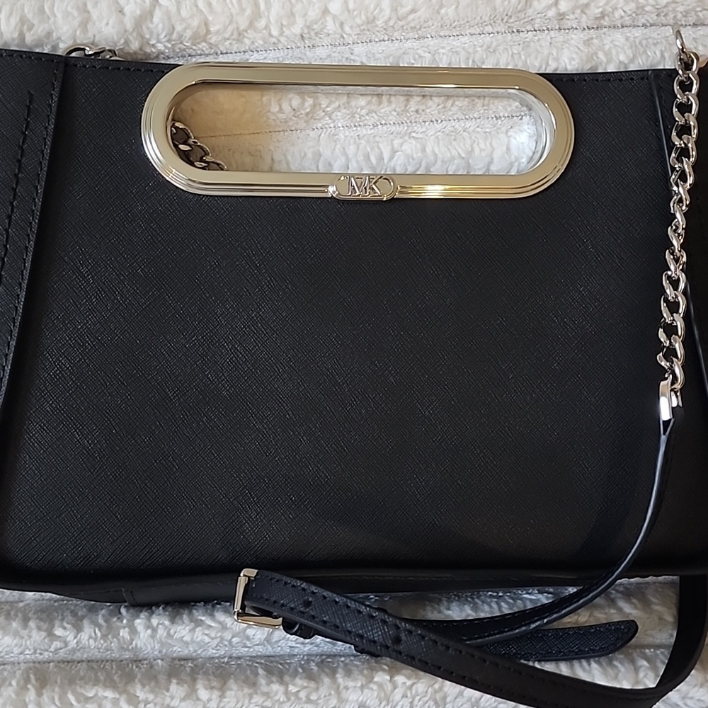 NWOT Michael Kors Chelsea Convertible Crossbody Clutch with Silver Hardware - Picture 2 of 7